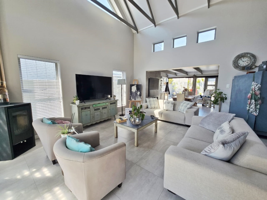 3 Bedroom Property for Sale in Blue Mountain Village Western Cape